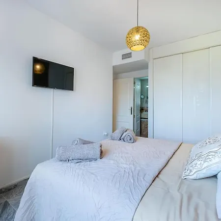 Apartment Modern With Pool By Puerto Banus Marbella