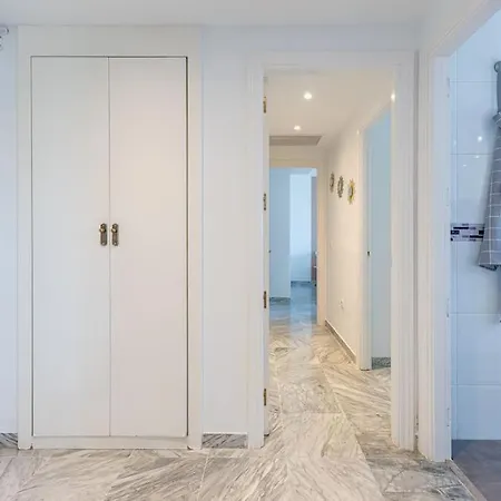 Modern With Pool By Puerto Banus Apartment Marbella